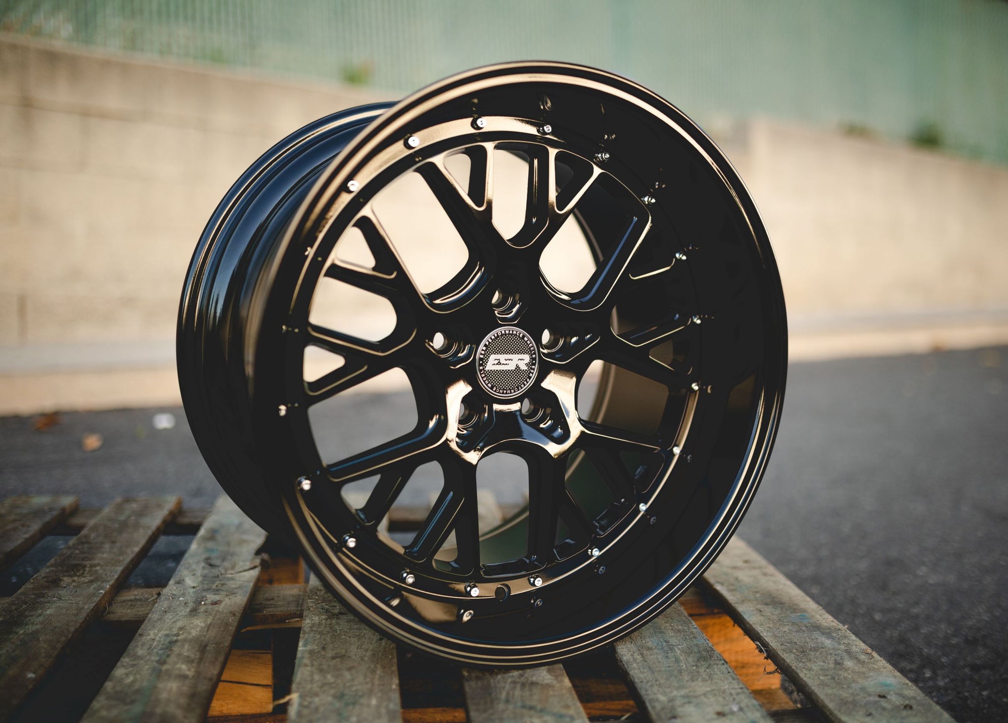 CS11 Gloss Black – esrwheels.com